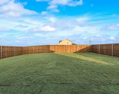 235 Cranz Farm Drive - Photo Thumbnail 19