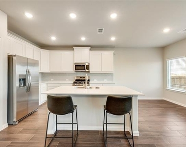 235 Cranz Farm Drive - Photo Thumbnail 8