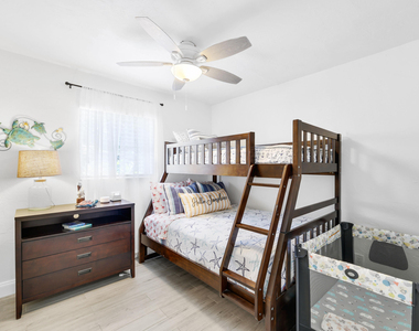 342 Sw 14th Street - Photo Thumbnail 29