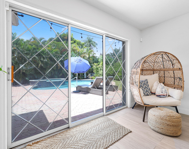 342 Sw 14th Street - Photo Thumbnail 13