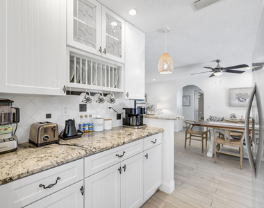 342 Sw 14th Street - Photo Thumbnail 21