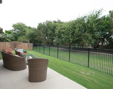 11921 Kingsville Drive - Photo Thumbnail 22