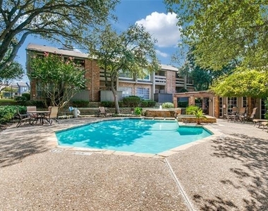 9801 Royal Lane - Photo Thumbnail 11