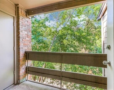 9801 Royal Lane - Photo Thumbnail 5