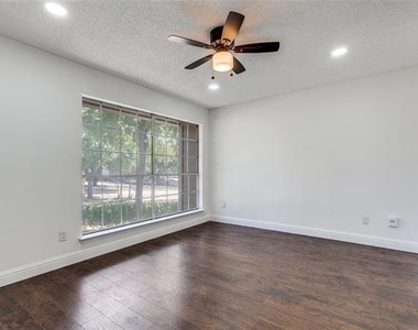 9801 Royal Lane - Photo Thumbnail 7