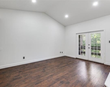 9801 Royal Lane - Photo Thumbnail 3