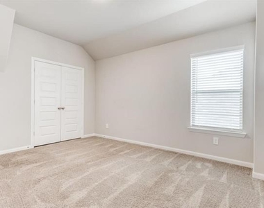 5427 Big Thicket Lane - Photo Thumbnail 17