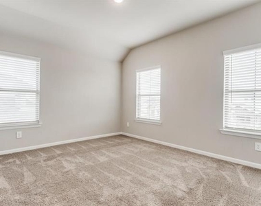 5427 Big Thicket Lane - Photo Thumbnail 15