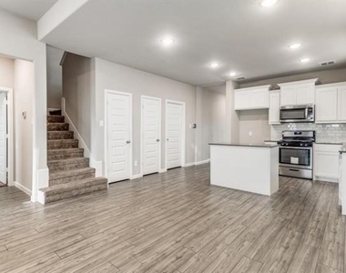 5427 Big Thicket Lane - Photo Thumbnail 6