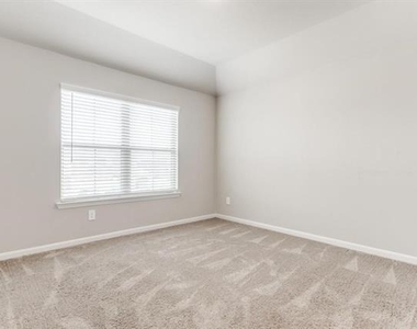 5427 Big Thicket Lane - Photo Thumbnail 18
