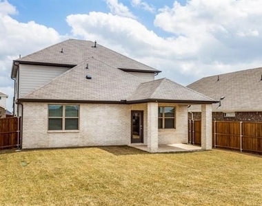 5427 Big Thicket Lane - Photo Thumbnail 20