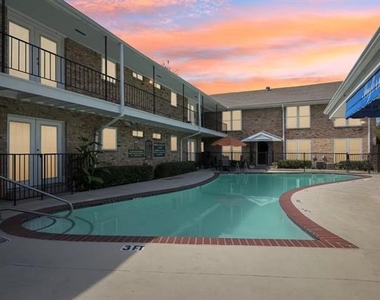 6151 E Mockingbird Lane - Photo Thumbnail 7