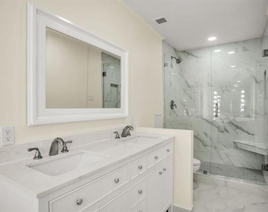 6335 W Northwest Highway - Photo Thumbnail 20