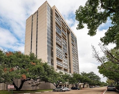 6335 W Northwest Highway - Photo Thumbnail 24