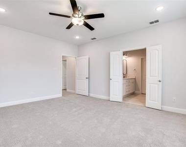 3105 Chihuahua Avenue - Photo Thumbnail 13