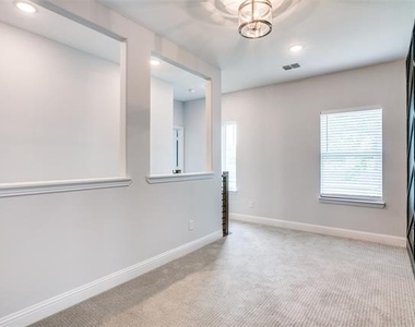 3105 Chihuahua Avenue - Photo Thumbnail 20