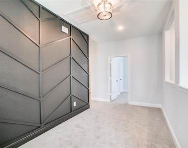 3105 Chihuahua Avenue - Photo Thumbnail 11