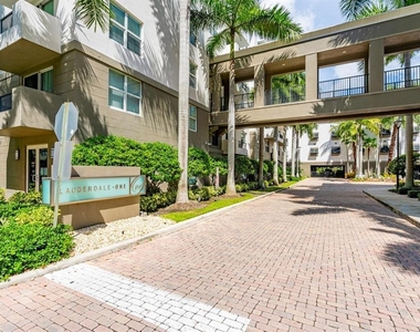 2421 Ne 65th Street - Photo Thumbnail 36