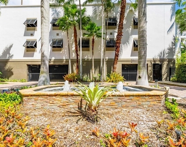 2421 Ne 65th Street - Photo Thumbnail 40