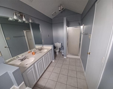 2315 Cuesta Lane - Photo Thumbnail 15
