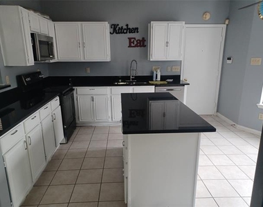 2315 Cuesta Lane - Photo Thumbnail 7