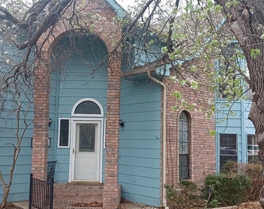 2315 Cuesta Lane - Photo Thumbnail 2