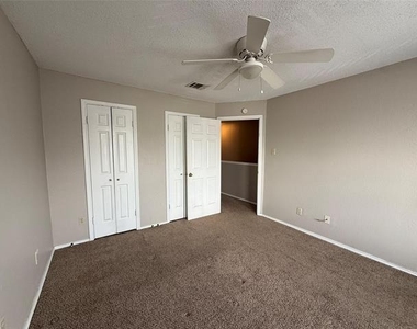 1342 Park Avenue - Photo Thumbnail 11