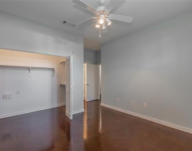 201 W Lancaster Avenue - Photo Thumbnail 13