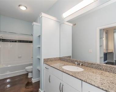 201 W Lancaster Avenue - Photo Thumbnail 16