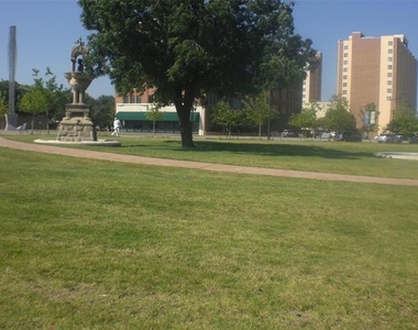 201 W Lancaster Avenue - Photo Thumbnail 25