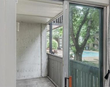 4837 Cedar Springs Road - Photo Thumbnail 14