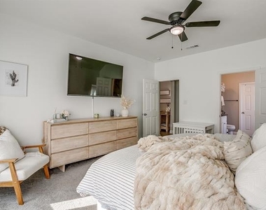 5617 Kilpatrick Avenue - Photo Thumbnail 23