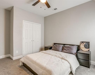 5617 Kilpatrick Avenue - Photo Thumbnail 29