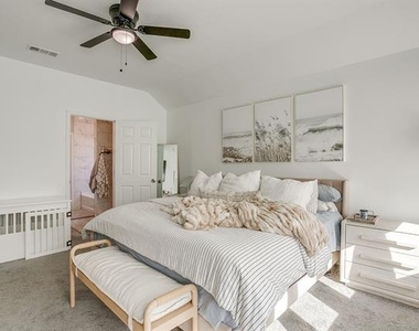 5617 Kilpatrick Avenue - Photo Thumbnail 22