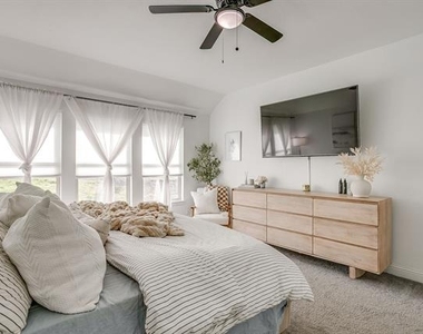 5617 Kilpatrick Avenue - Photo Thumbnail 24
