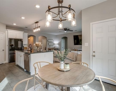 5617 Kilpatrick Avenue - Photo Thumbnail 20