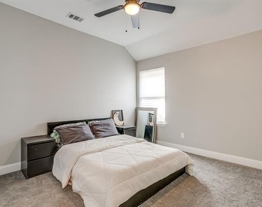 5617 Kilpatrick Avenue - Photo Thumbnail 28