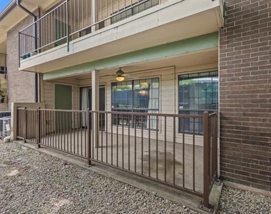 2505 Wedglea Drive - Photo Thumbnail 16
