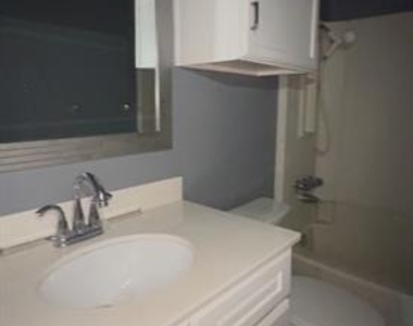 2505 Wedglea Drive - Photo Thumbnail 11