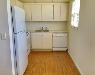 84 Brighton B - Photo Thumbnail 24
