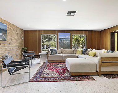 400 Nw 6th Avenue - Photo Thumbnail 4
