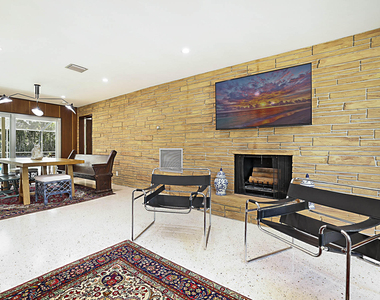 400 Nw 6th Avenue - Photo Thumbnail 2