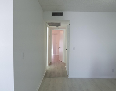 400 Sw 134th Way - Photo Thumbnail 11