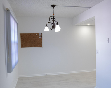 400 Sw 134th Way - Photo Thumbnail 10