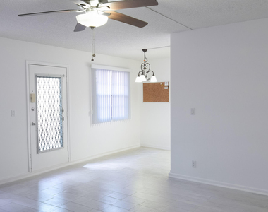 400 Sw 134th Way - Photo Thumbnail 15