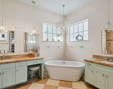 2461 Se 10th Street - Photo Thumbnail 23