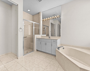 6823 Fabiano Circle - Photo Thumbnail 30