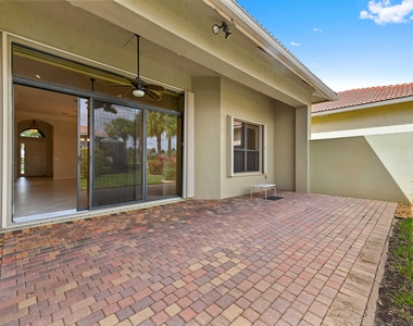 6823 Fabiano Circle - Photo Thumbnail 33