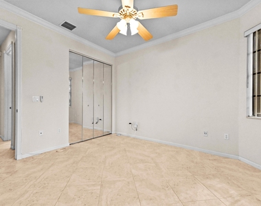 6823 Fabiano Circle - Photo Thumbnail 8