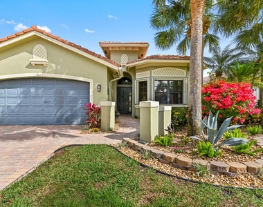 6823 Fabiano Circle - Photo Thumbnail 1